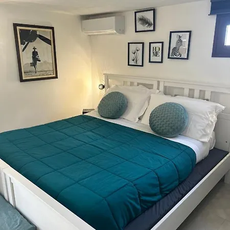 Апартаменты Casa Con Piscina E Vista Mare Dal Giardino *