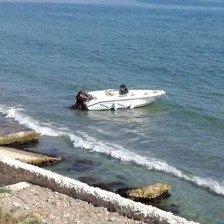 Casa Con Piscina E Vista Mare Dal Giardino Апартаменты